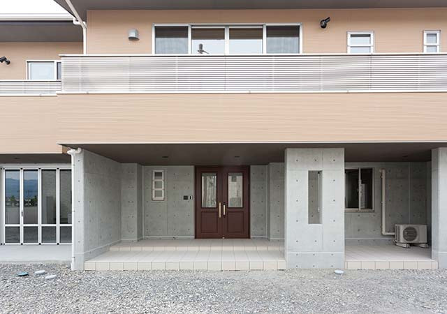 RC造+木造の外観